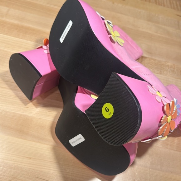 NWT Dolls Kill Sugar Thrillz pink mesh floral appliqué boots 9 - Picture 7 of 7